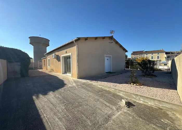 Le Luc Holiday home *